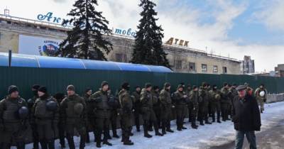 "Ждут гостей": в "Нацкорпусе" заявили, что СБУ будет штурмовать их базу на заводе "АТЕК"