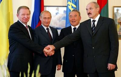 Лукашенко признался, что завидует Кучме
