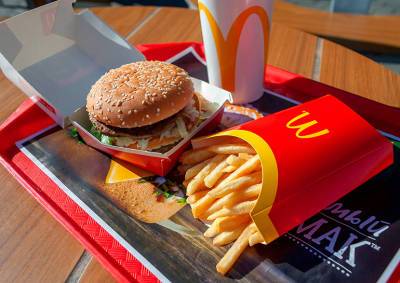 McDonald's зарегистрирует в России товарный знак «Макдак»