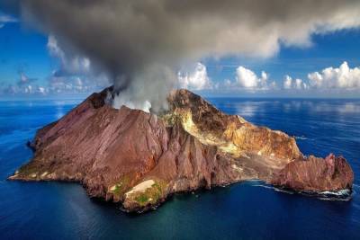 В МЧС предупредили об угрозе извержения вулкана Шивелуч