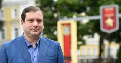 Губернатор Смоленской области сломал ногу во время игры в баскетбол