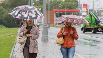 Облачно и дождливо: синоптики рассказали о погоде в Москве в первый день осени