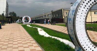 Россияне возмутились установкой «адронных коллайдеров» в новом сквере