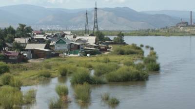 Река Селенга в Улан-Удэ вышла из берегов