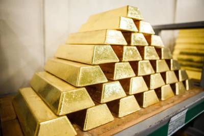 Инвесторы советуют жителям РФ не вкладывать деньги в золото