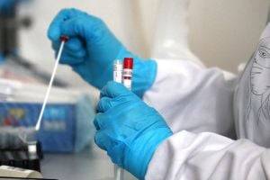 В Украине за сутки 2075 новых случаев коронавируса
