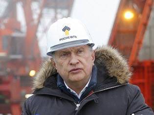 Сечин увеличил долю в "Роснефти" с 0,1273% до 0,1288%, нарастили доли еще 7 топ-менеджеров