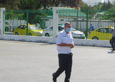 Минздрав призвал жителей Ашхабада носить маски из-за повышенного содержания пыли в воздухе