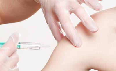 Минздрав Беларуси принял тактику вакцинации против гриппа в условиях пандемии COVID-19