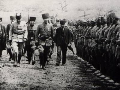 В Турции отмечают победу на греками в 1922 году