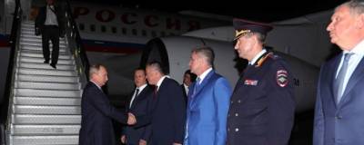 Владимир Путин прибыл во Владивосток, где пообщается со школьниками в День знаний