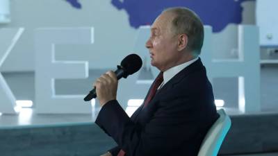Путин: нельзя позволить болтунам заявлять, что не надо было бороться за Ленинград