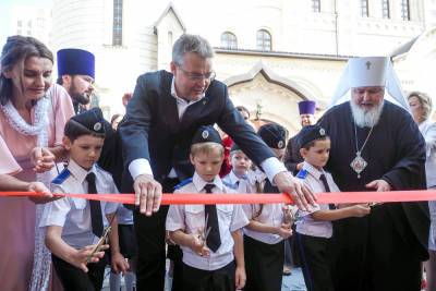 Глава Ставрополья побывал на открытии православной гимназии