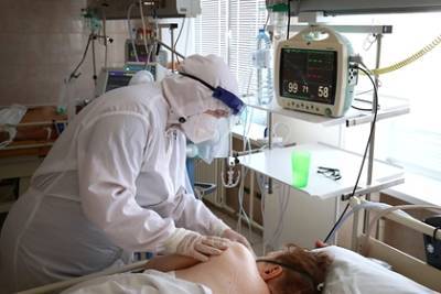 Иммунолог назвала подверженную риску смерти после COVID-19 категорию россиян