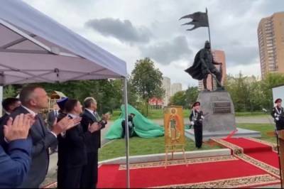Лавров, Турчак и Попов открыли памятник Александру Невскому