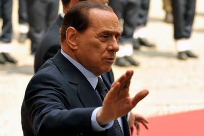 Берлускони снова попал в больницу