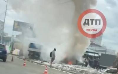 В Киеве произошел пожар на рынке - СМИ