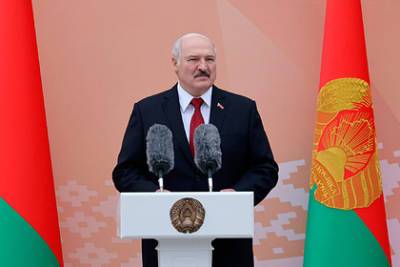 Лукашенко заявил о «позорном бегстве» США из Афганистана