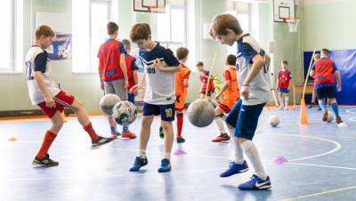Российский футбольный союз запускает в Петербурге проект "Футбол в школе"