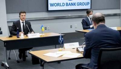 В Вашингтоне Зеленский провел встречу с президентом Всемирного банка