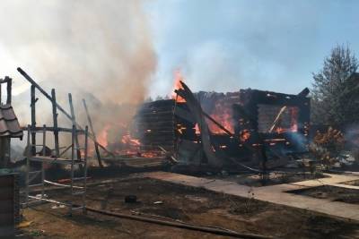 Рязанская семья с 9 детьми осталась без крыши над головой из-за пожара