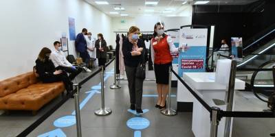 Эксперты рассказали, ждать ли новую волну коронавируса в России осенью