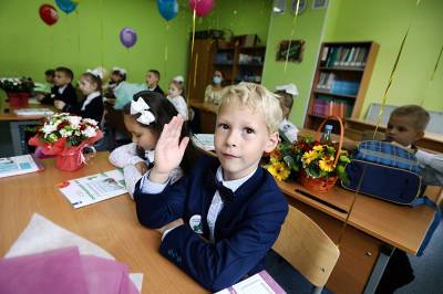 Дмитрий Саблин: Защитили открытие 7 новых школ и 4 детских садов в ТиНАО