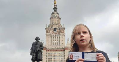 Девятилетняя россиянка-вундеркинд начала учебу в МГУ