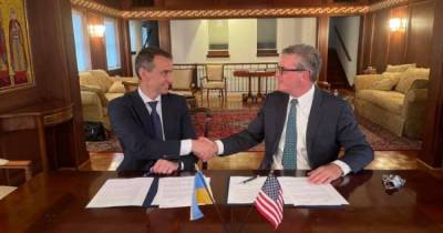Украина заключила ряд соглашений с американскими компаниями в сфере здравоохранения