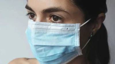 Медики объяснили, что делать, когда защитная маска создает проблемы на карантине