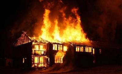 Пожар в жилом доме унес жизни трех человек