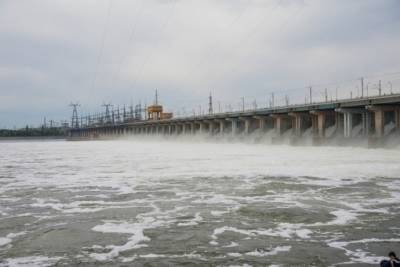 Сброс воды на Волжской ГЭС снижен до минимума за последние 20 лет
