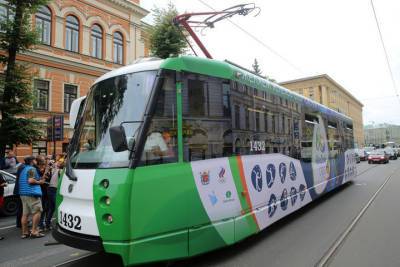 Петербуржцы через три года будут ездить на новых трамваях