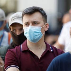 Коронавирус в Украине: за сутки выявили 3 615 новых случаев