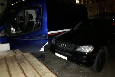 На улице Почтовой в Рязани в ДТП пострадал 70-летний водитель Ford Transit