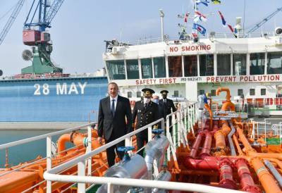Президент Ильхам Алиев принял участие в церемонии сдачи в эксплуатацию нефтеналивного танкера «Кяльбаджар» (ФОТО)