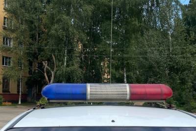 В Тверской области легковушка не вписалась в поворот и попала под «Урал»