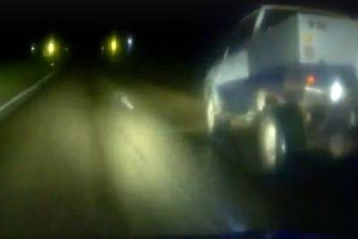 В Тверской области водитель «Ниссана» удирал от полицейских, которые стреляли по колёсам