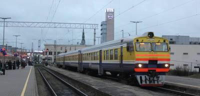 Мастера сегрегации: в поездах Латвии поедут по Covid–сертификатам
