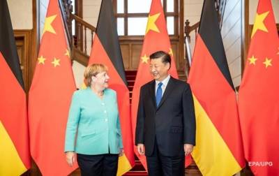 Меркель и Си Цзиньпин обсудили Афганистан