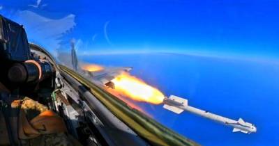 Авиаторы из Харькова и Николаева провели учения с приминением ракет "воздух-воздух" (фото)