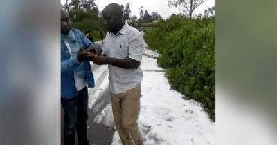 В Камеруне выпал снег, власти называют осадки "проклятием" (видео)