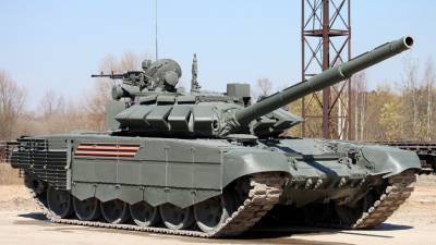 Российским военным в Таджикистане передадут 30 новых танков Т-72Б3М