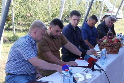 В ДНР предвидят временные трудности при объединении с ЛНР