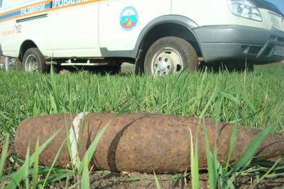 Под Волховом рядом с домом нашли старый боевой снаряд