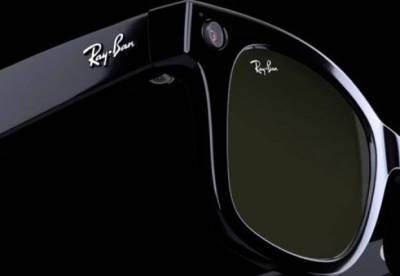 Facebook и Ray-Ban представили очки со встроенными камерами (фото, видео)
