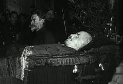 Самые странные вещи, которые происходили с телом Ленина после его смерти