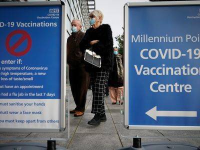 В США введут обязательную вакцинацию сотрудников частных компаний