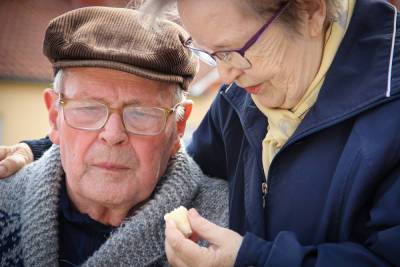 Германия: Оформление помощи престарелым людям