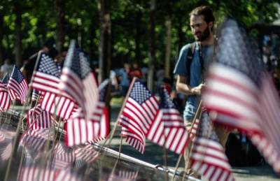 США вспоминают жертв терактов 11 сентября